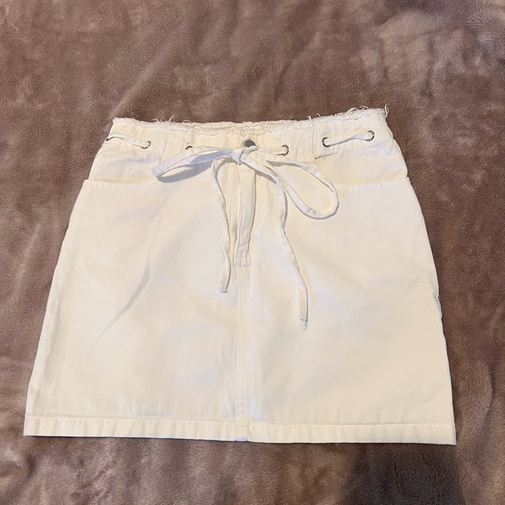 Forever 21 White Drawstring Cotton Mini Skirt